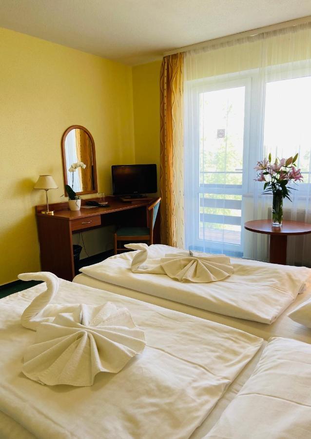 Garni Hotel Pyramida Cheb Zewnętrze zdjęcie